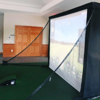 Microbay Screen Enclosure for Small Rooms with projection screen set up