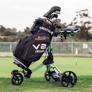 Alphard Golf Club Booster V2 with a golf bag attached to it on the golf course