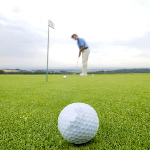 Golf Putting Outdoor